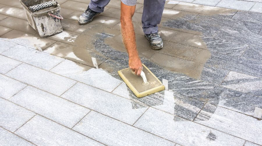Expert flood damage restoration services in Oxly, MO